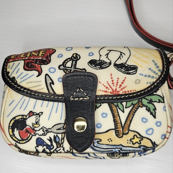 Disney Cruise Line Dooney and Bourke Wristlet Wallet - Picture 7 of 10